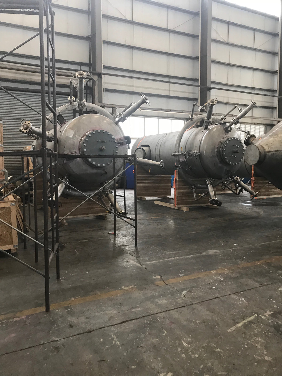 Stainless steel process vessels under fabrication in China for SBCCO-China